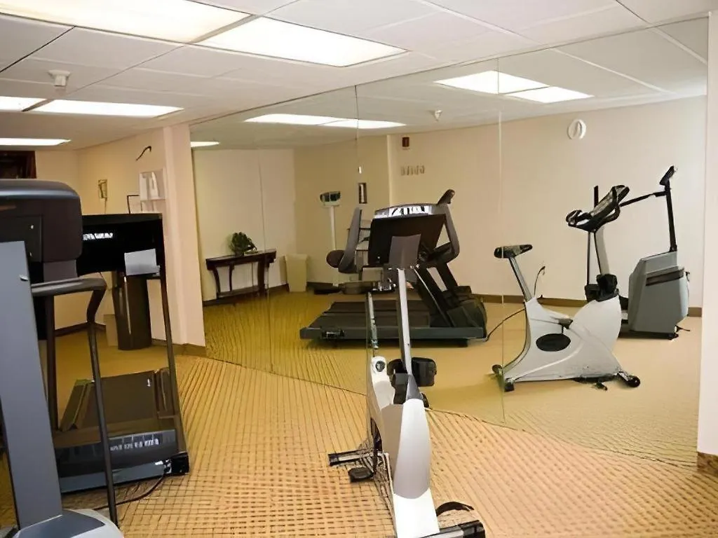 Garden Plaza Hotel Saddle Brook