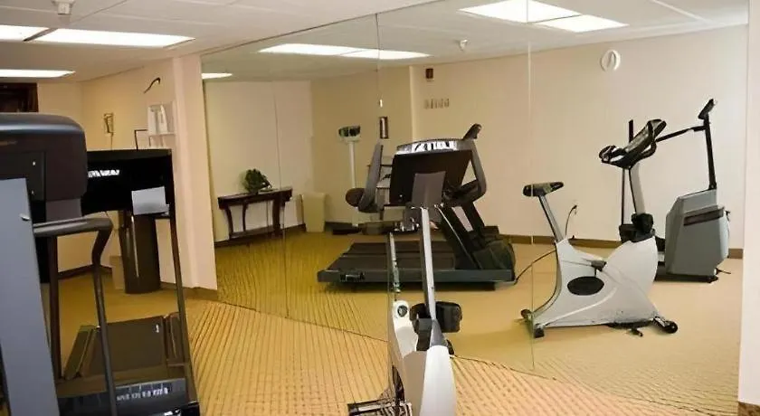 Garden Plaza Hotel Saddle Brook 3*,