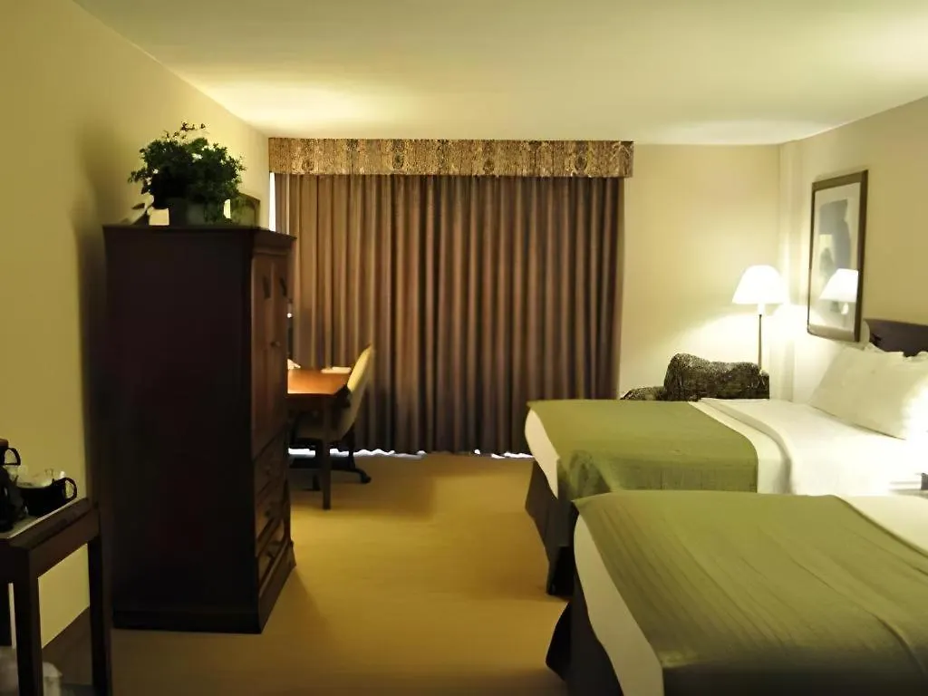 Garden Plaza Hotel Saddle Brook